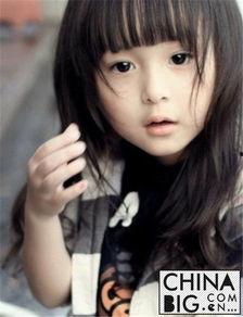 刘楚恬的家庭背景惊人,出身名门，逆袭人生，揭秘豪门背后的励志传奇